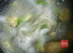 一 分钟快手搞定～丝瓜鸡蛋汤的做法图解5