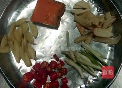 大蒜烧鲫鱼的做法图解3