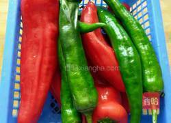 半双椒煎肉的做法图解1