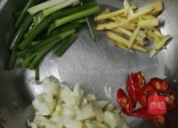 土豆番茄与猪肉组合的做法图解5