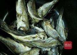 黄花鱼罐头的做法图解4