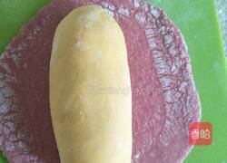 双色橄榄球馒头的做法图解5