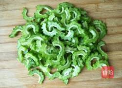 凉拌蜂蜜苦瓜的做法图解4