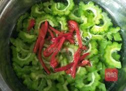 凉拌蜂蜜苦瓜的做法图解6