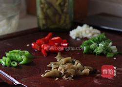 泡椒藕丁的做法图解3