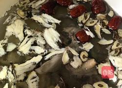 当归黄芪炖鸡的做法图解5