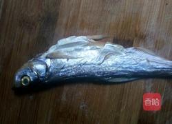 焦香秋刀鱼的做法图解2