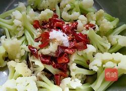 炝拌菜花的做法图解4