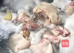 红烧猪蹄的做法图解1