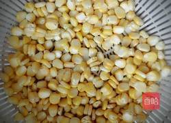 松仁玉米的做法图解2
