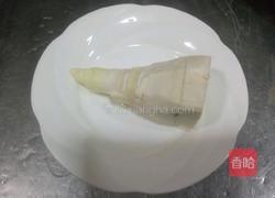 荠菜春笋瘦肉炒饭的做法图解1