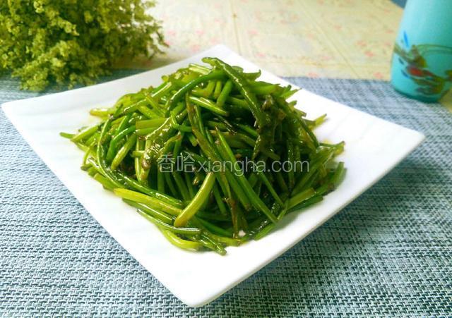 青椒炒红薯杆