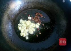 青椒炒红薯杆的做法图解3