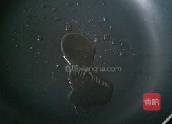 皮蛋黄瓜汤的做法图解2