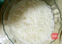 四鲜汤面的做法图解1