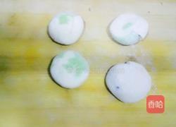 蛋黄香酥饼的做法图解1