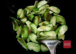 罗非鱼烧青茄的做法图解5