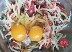 土豆腊肠什锦饼的做法图解3