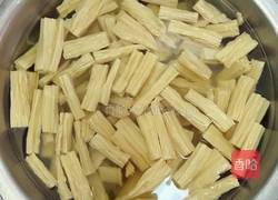 腐竹烧肉的做法图解3