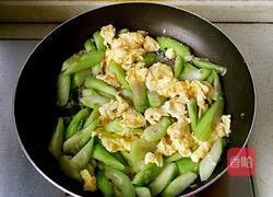 丝瓜炒鸡蛋的做法图解6