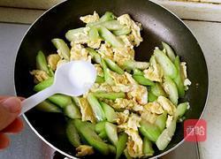 丝瓜炒鸡蛋的做法图解7