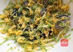 角瓜鸡蛋虾仁蒸饺的做法图解11