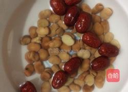 蚕豆红枣冬瓜大骨汤的做法图解2