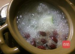 蚕豆红枣冬瓜大骨汤的做法图解6