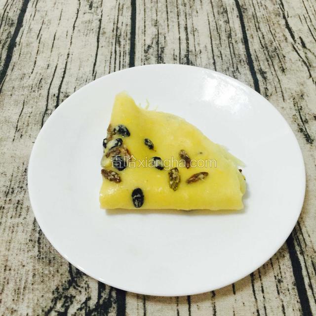 如图卷起……