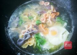 鸡汤蝴蝶面的做法图解4