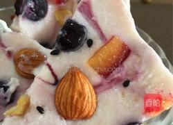 蓝莓酸奶冰（家庭版炒酸奶）的做法图解1