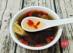 双菇枸杞猪骨炖汤的做法图解10