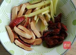 金针云耳蒸滑鸡的做法图解4