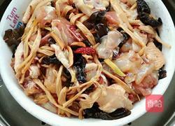 金针云耳蒸滑鸡的做法图解8