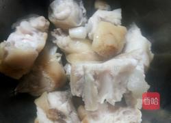 卤猪脚的做法图解3