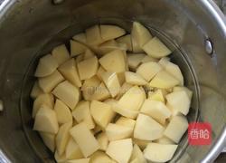 蓝莓霜糖土豆泥的做法图解1