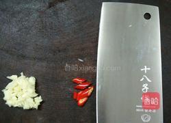 炒咸萝卜仔的做法图解3