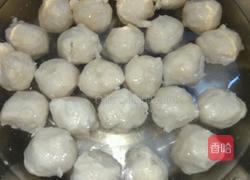 椒盐墨鱼丸的做法图解1