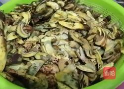 青椒炒菌的做法图解5