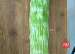 凉拌莴笋丝的做法图解1