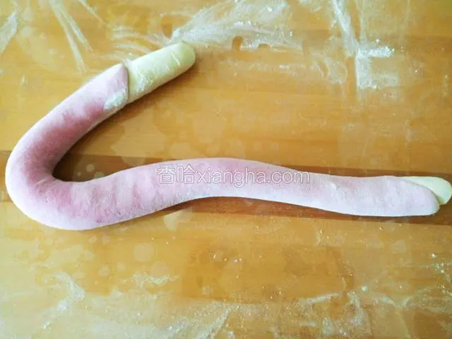 一定要卷紧 再搓成普通剂子的粗细 