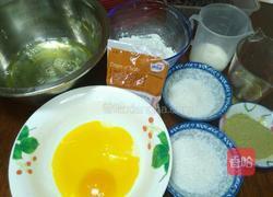 抹茶红豆威风蛋糕(8寸)的做法图解2