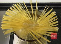 茄汁意面的做法图解5