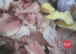 鸭肉煲鲜虫草花的做法图解4