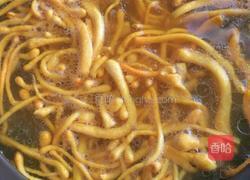 鸭肉煲鲜虫草花的做法图解7