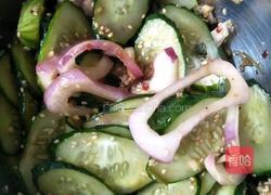 芝麻黄瓜拌洋葱的做法图解8