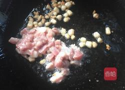 肉丁毛豆米的做法图解5