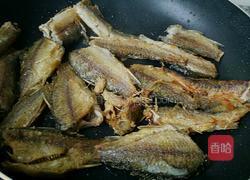 紫苏红烧鱼的做法图解4