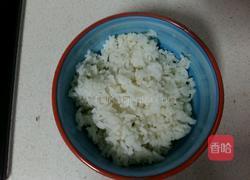 咸菜咸鸭蛋海带剩饭粥的做法图解3