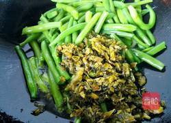 咸菜炒四季豆的做法图解5